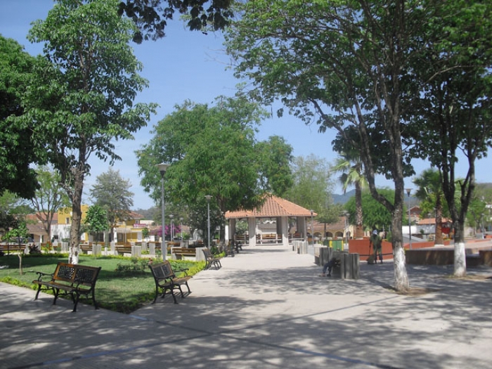 PLAZA DE PALOS BLANCOS