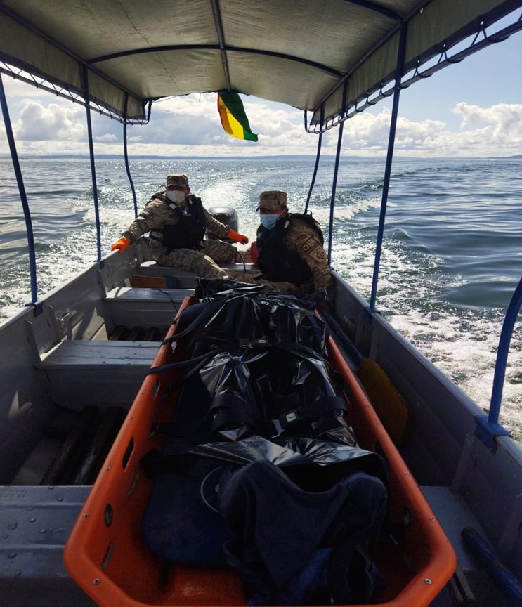 RECUPERAN CUERPO EN TITICACA