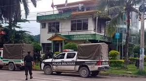 POLICIAS EN EL CHAPARE