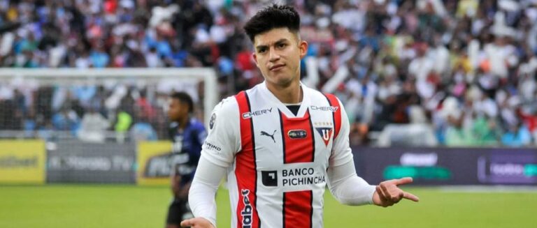 VILLAMIL LIGA DE QUITO