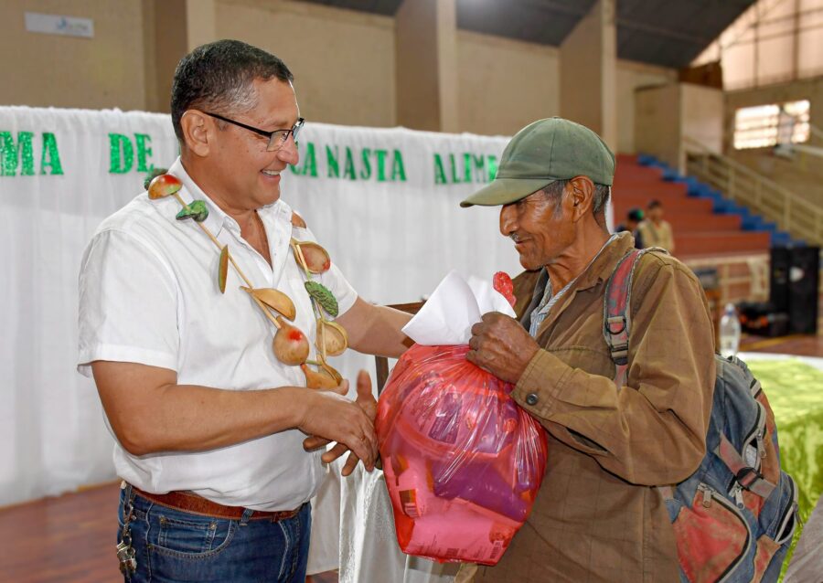 entrega canasta adulto mayor montes