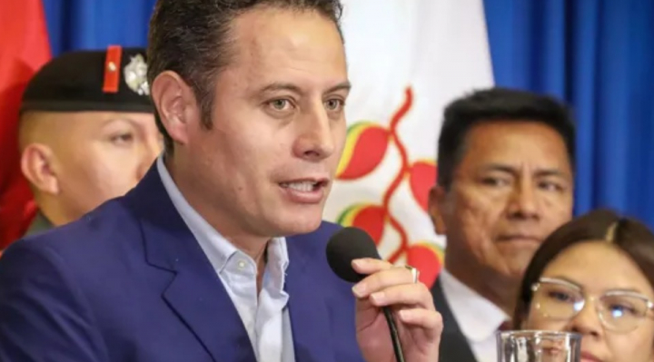 b_57010_lara-cuestiona-credito-del-bcb-y-acusa-al-gobierno-de-favorecer-a-logias-crucenas-1